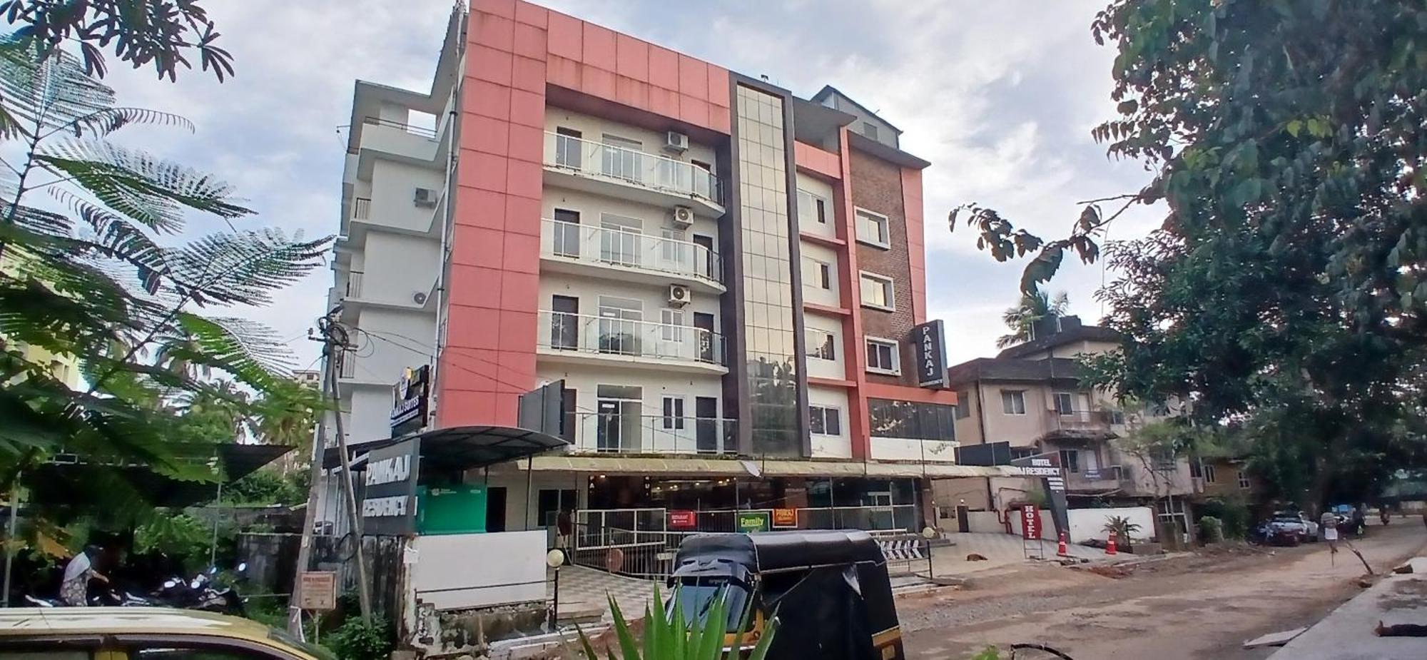 Hotel Pankaj Residency Guruvāyūr Exterior foto